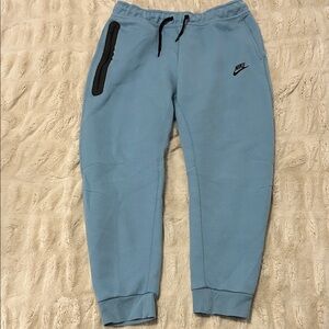Boys XL Nike Tech Joggers